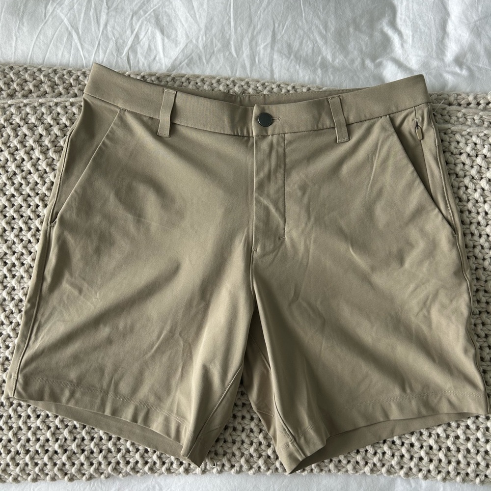 Lululemon Commission Short 7”